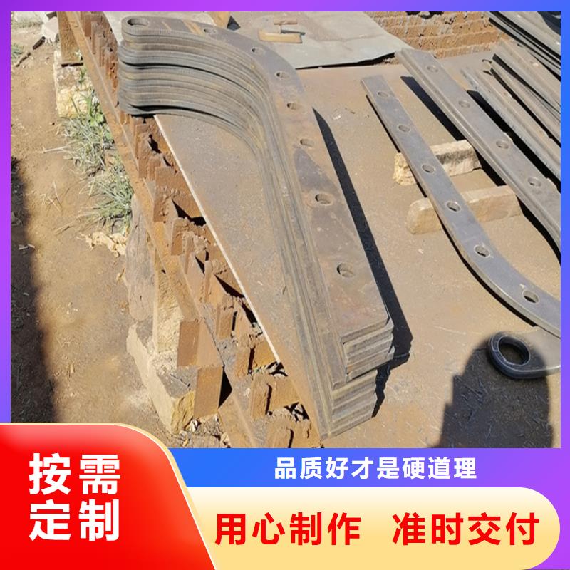 鍍鋅方管橋梁河道隔離欄桿產(chǎn)品規(guī)格介紹
