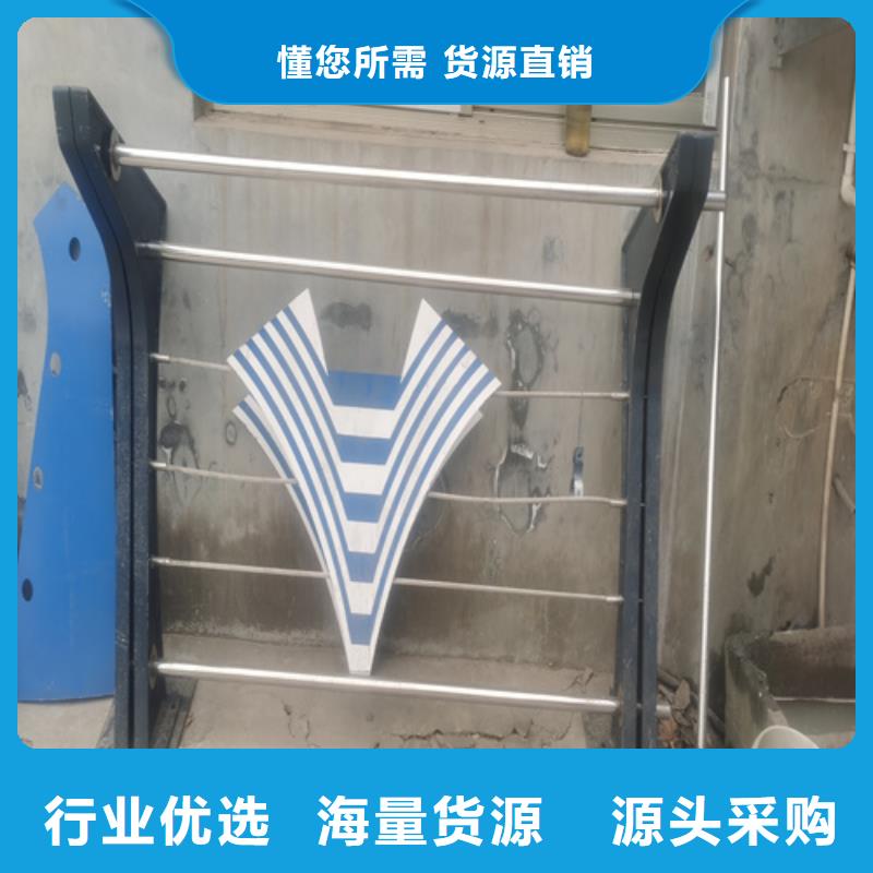 定制公園棧道防腐木扶手不銹鋼立柱護欄_品牌廠家