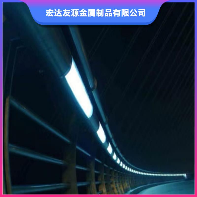 橋梁防撞護欄廠家，質優