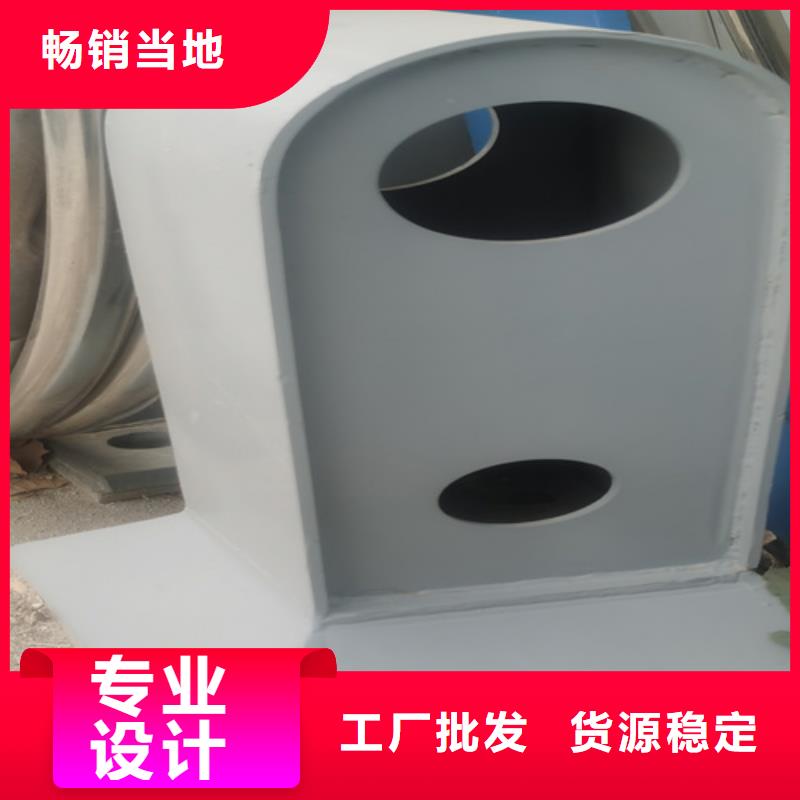 尚義縣201不銹鋼復(fù)合管護(hù)欄線條優(yōu)美