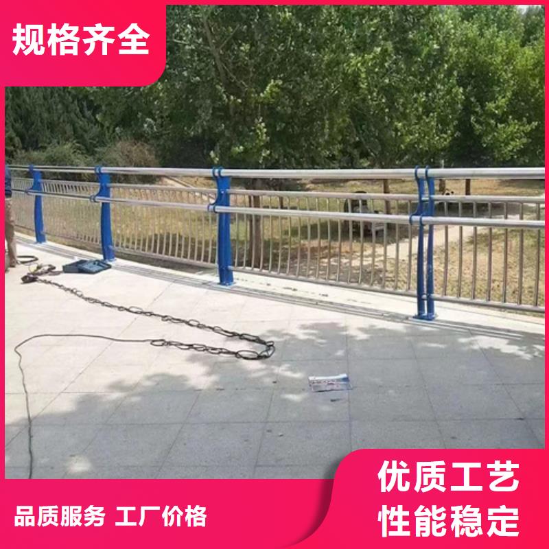Q355D噴氟碳漆護欄性價比高