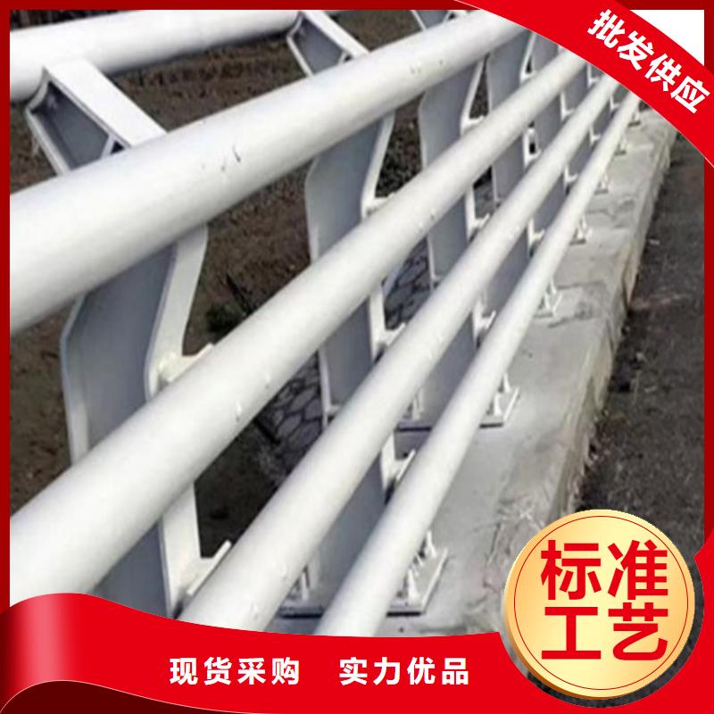 高速防撞護(hù)欄廠家物超所值