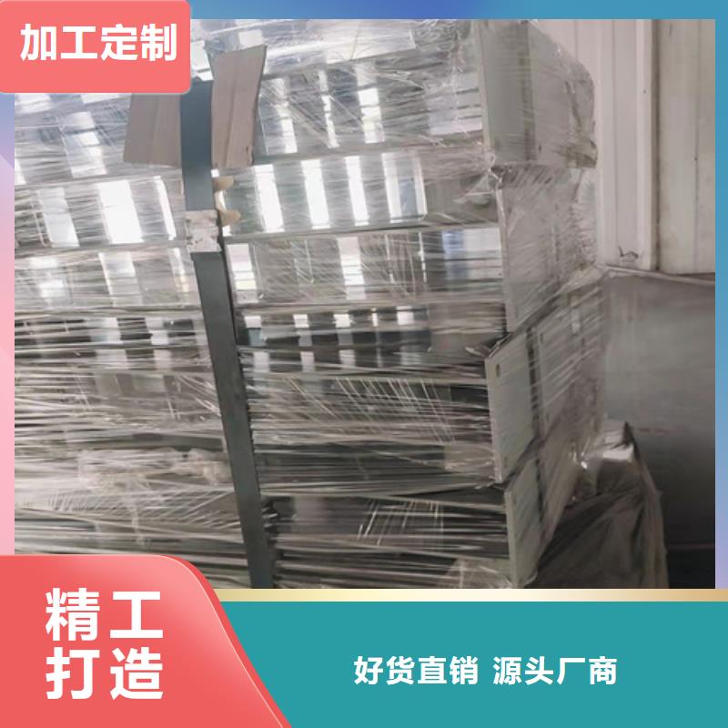 波形防撞護(hù)欄板廠家實(shí)力雄厚