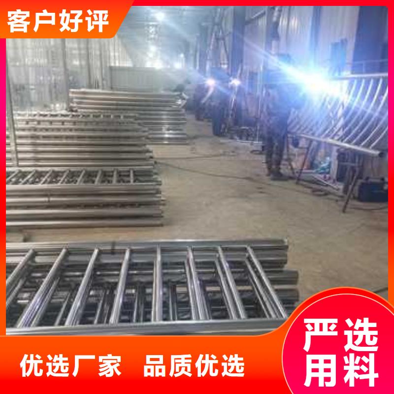 防撞護(hù)欄廠家大廠質(zhì)量可靠