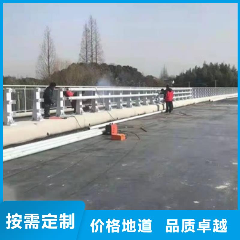口碑好的不銹鋼復合管防撞護欄生產廠家