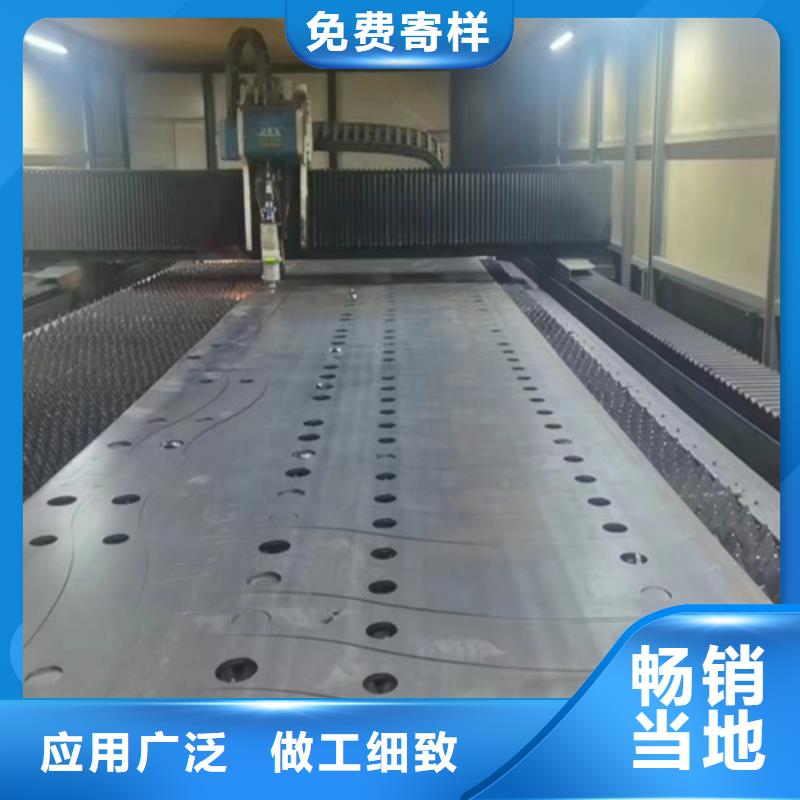 不銹鋼橋梁護(hù)欄燈光防撞護(hù)欄專注細(xì)節(jié)更放心