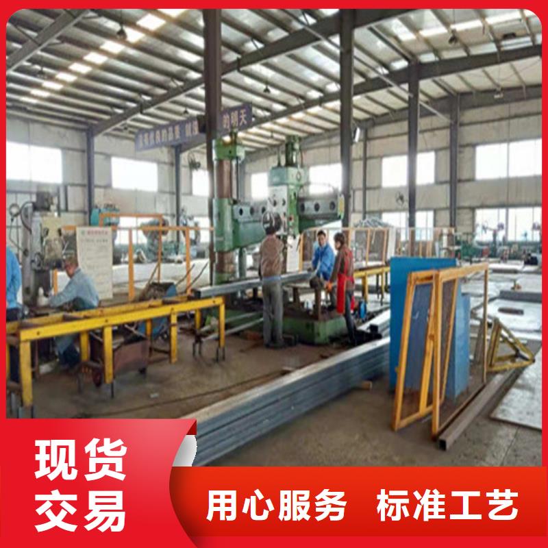 不銹鋼復合管【鍍鋅波形護欄】實拍展現