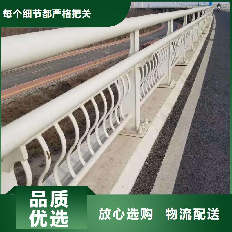 道路隔離欄桿滿足施工要求
