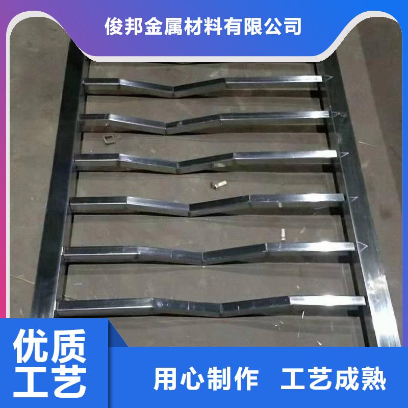 鋅鋼護欄工藝精湛