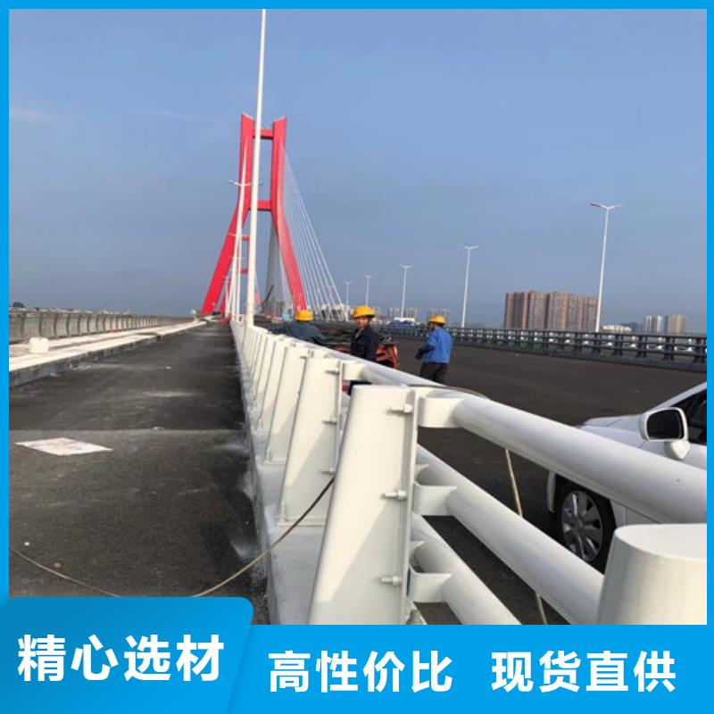 橋梁防撞護(hù)欄柱子工廠實(shí)拍
