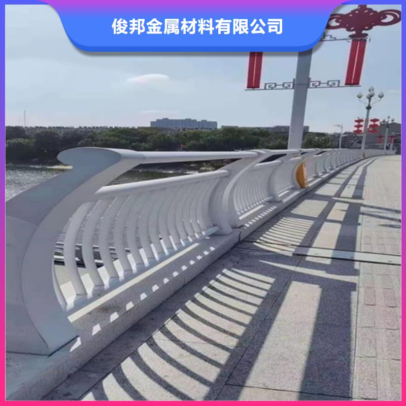 防撞护栏LED防护栏杆品种全