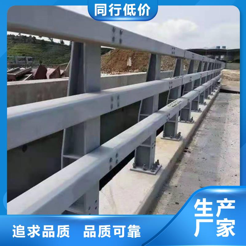 防撞護欄_仿木護欄用心制作