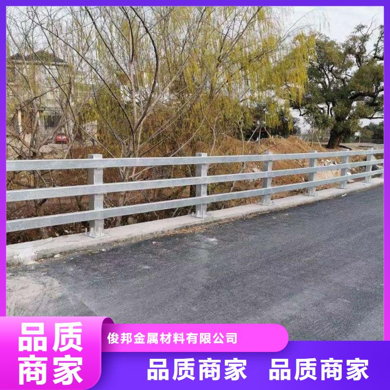 潞城異形立柱