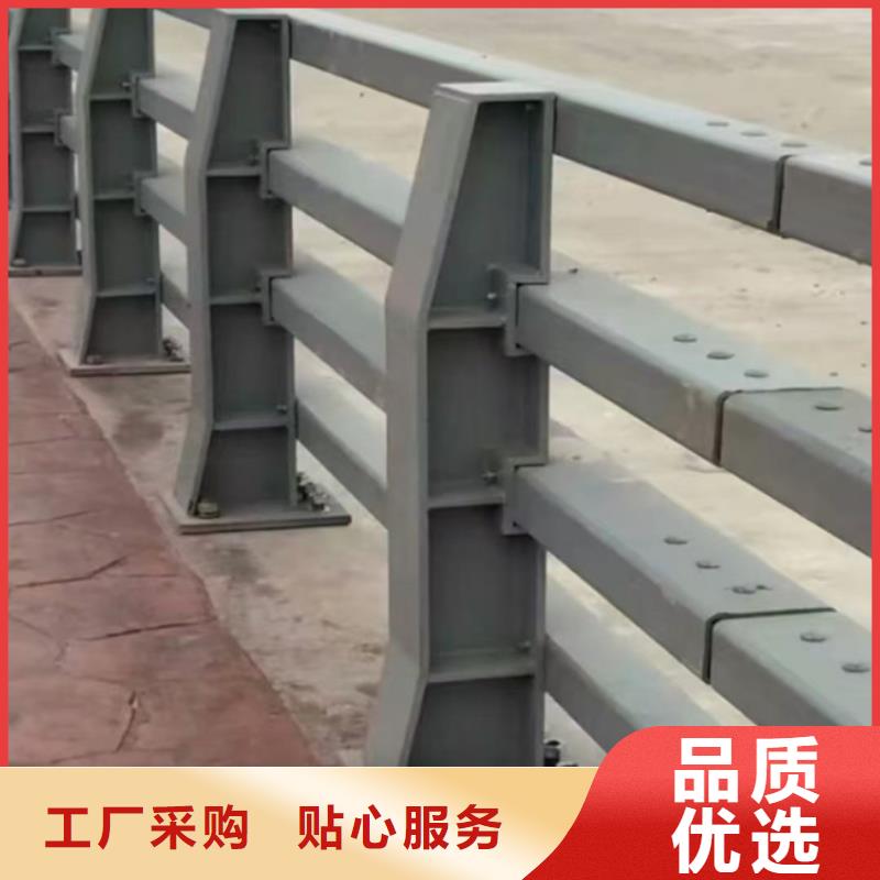 乳山河道兩側(cè)圍欄