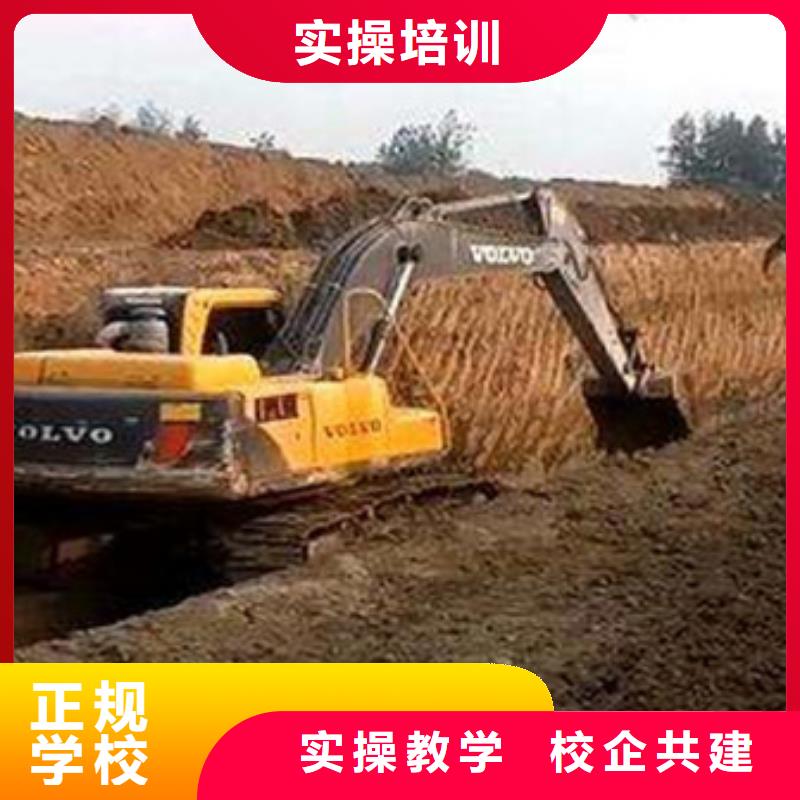 哪里有鏟車培訓班學期短好就業工資高