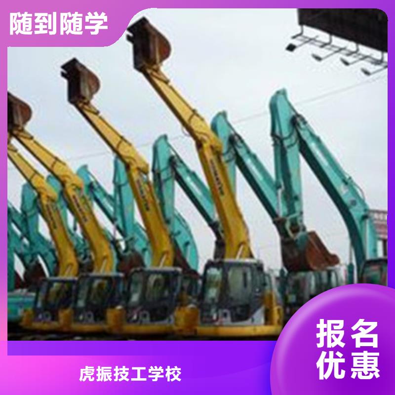 昌黎鏟車培訓場地大設備多全天上車實訓為主