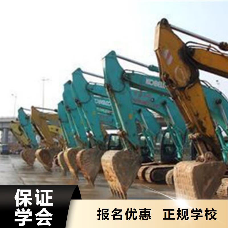 塔吊叉車駕駛快速取證班車輛多上機時間充足
