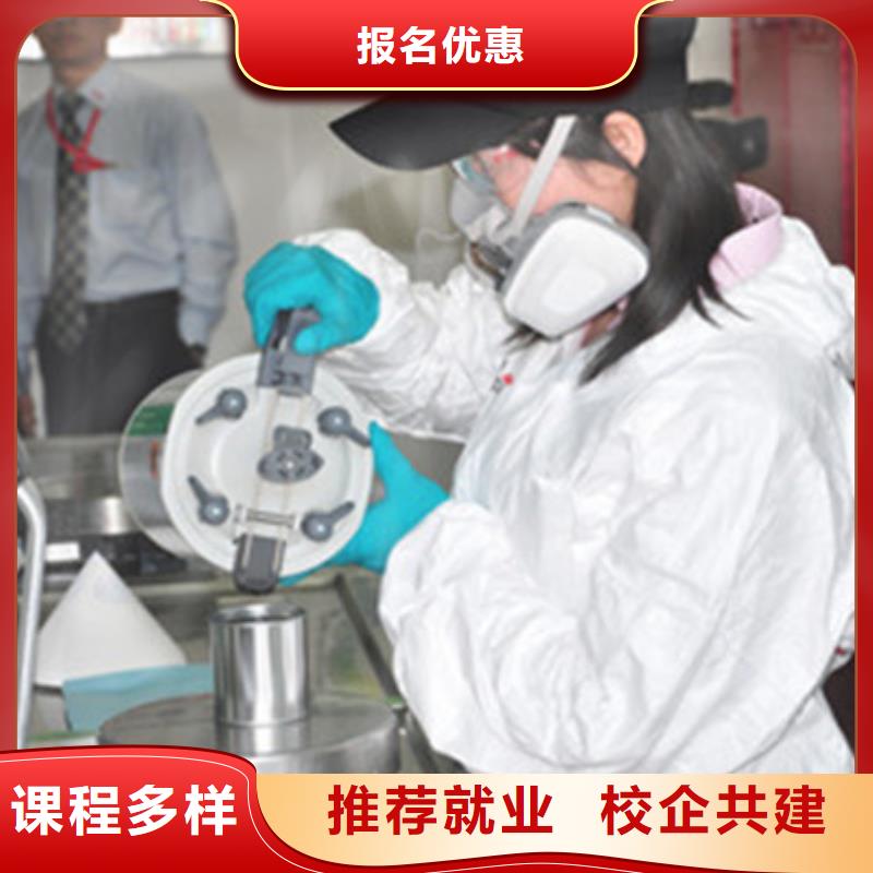 定州哪個(gè)技校學(xué)隱形車(chē)衣改色|學(xué)汽車(chē)美容裝具能掙錢(qián)嗎