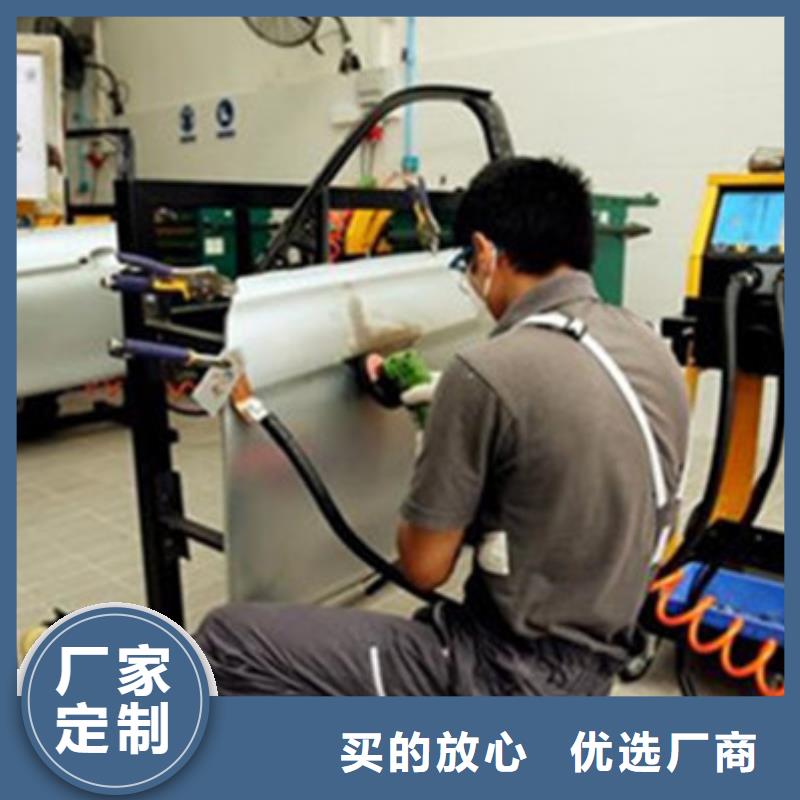 學(xué)汽車鈑金噴漆去哪里好男孩子學(xué)什么技術(shù)好
