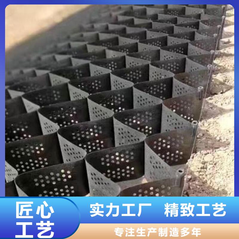 土工格室,聚乙烯土工膜品質優良