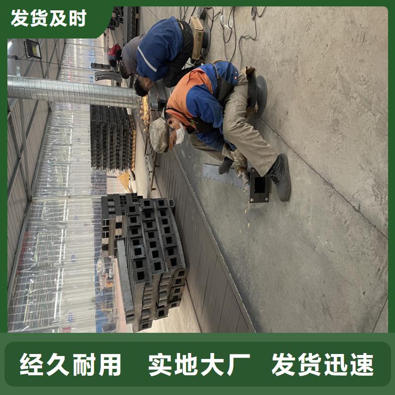 橋梁鋼材防撞護(hù)欄報(bào)價(jià)常用規(guī)格