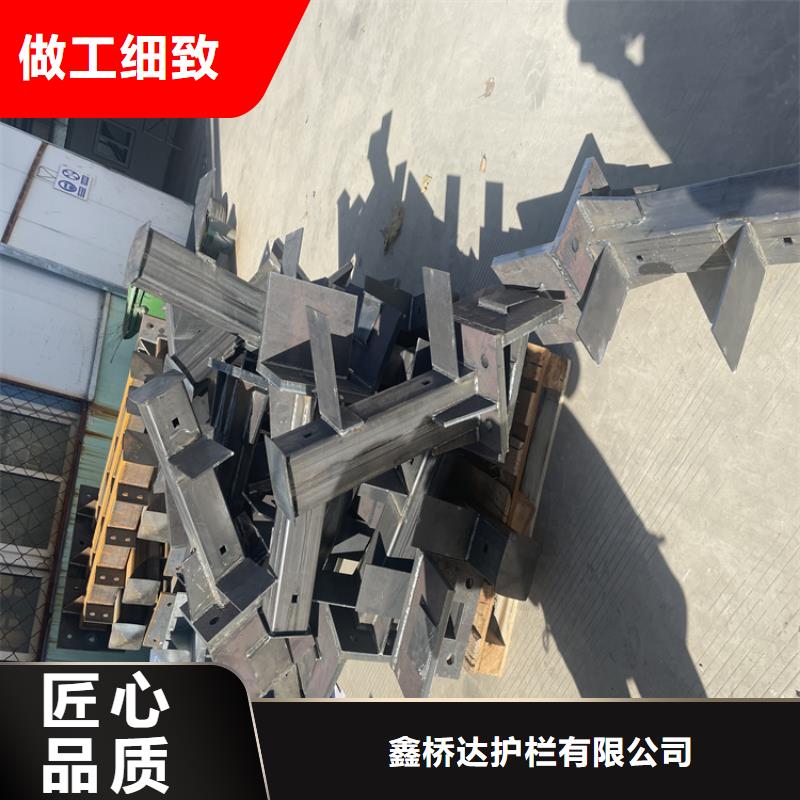桥梁护栏_镀锌喷塑防撞栏让利客户