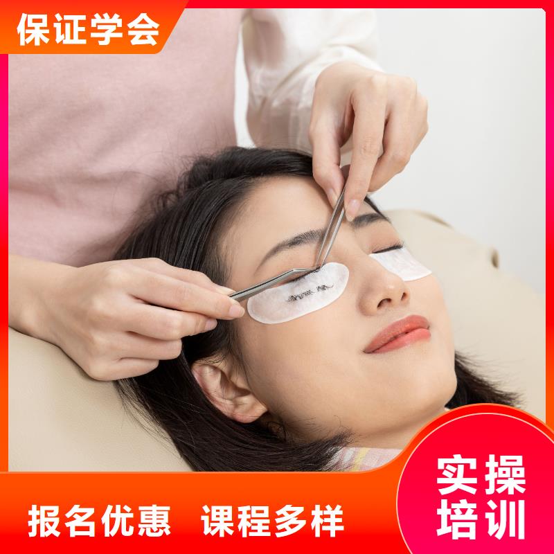 欒川女生學紋繡
