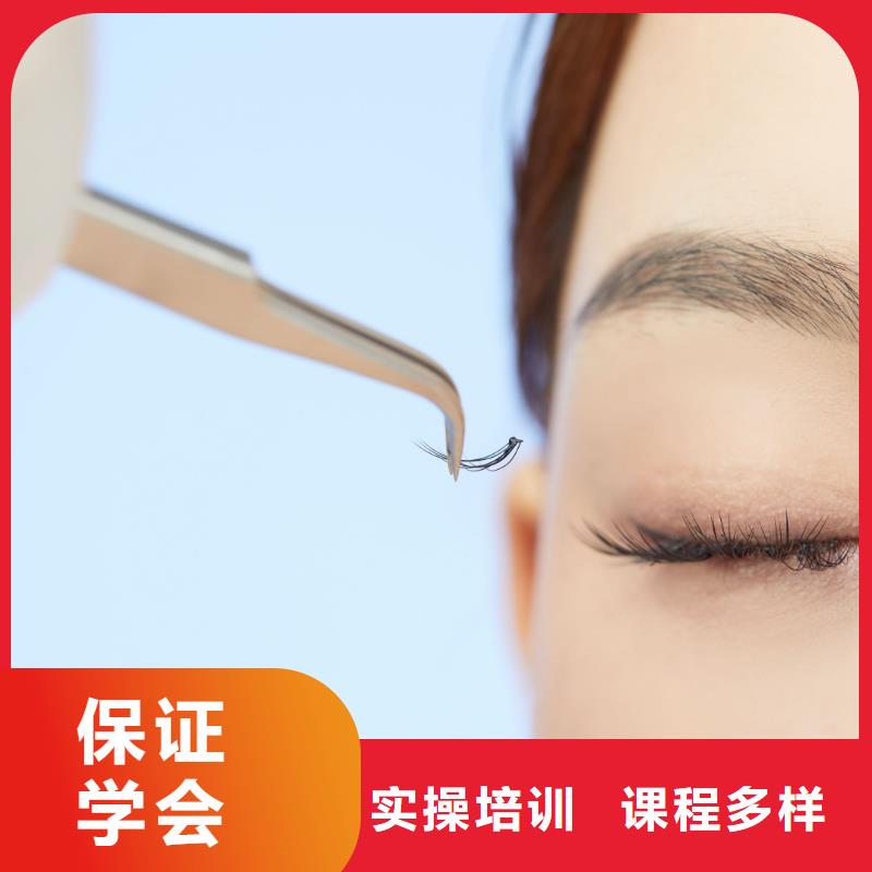 紋繡化妝學(xué)校就業(yè)前景好
