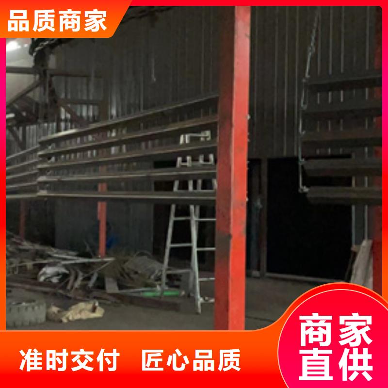 街道護(hù)欄美觀大方