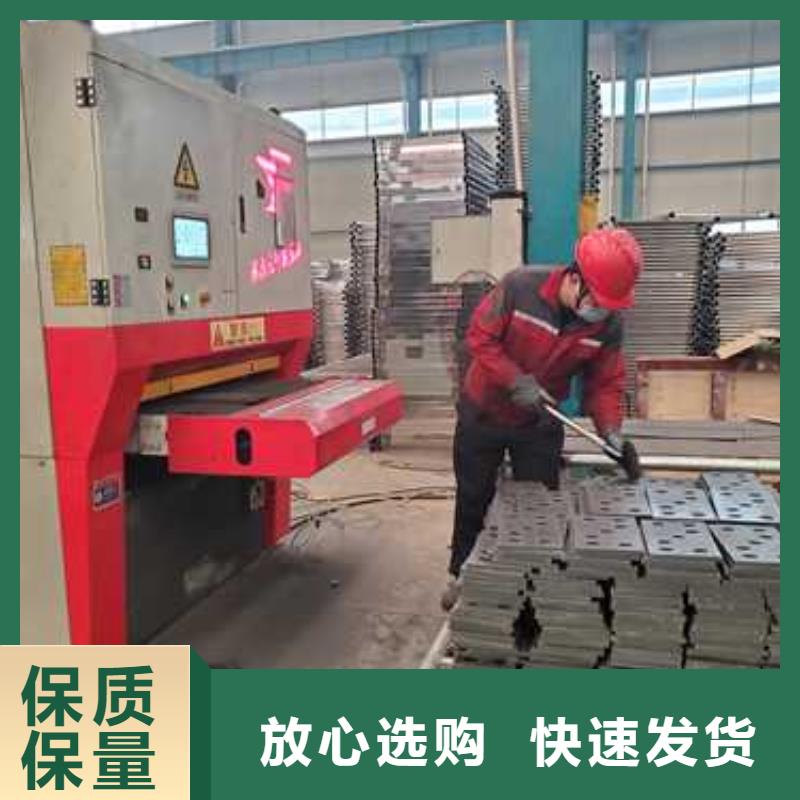 制造三橫梁防撞欄桿的廠家