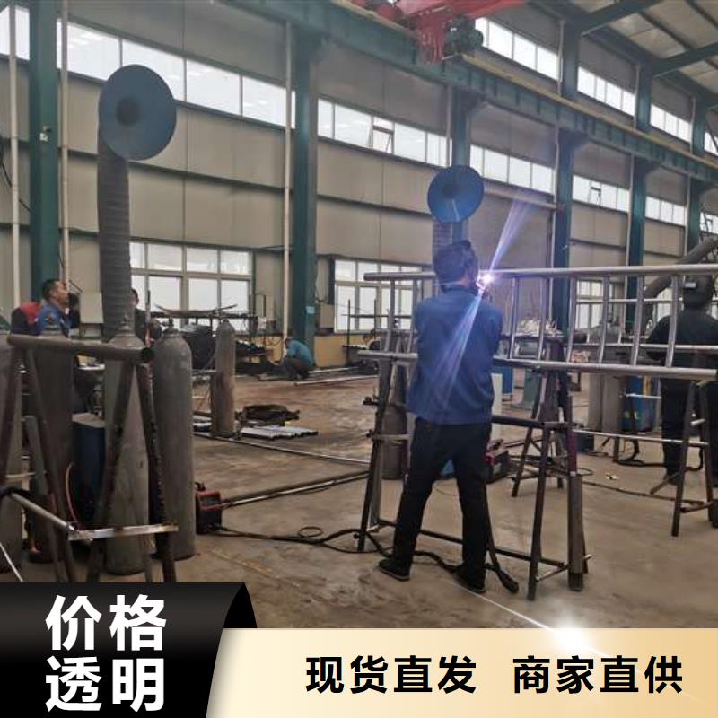 ：鋼背木護欄供貨商