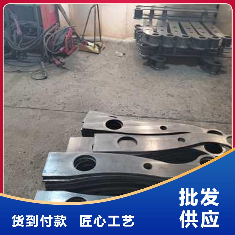碳素鋼復合管護欄質量上乘