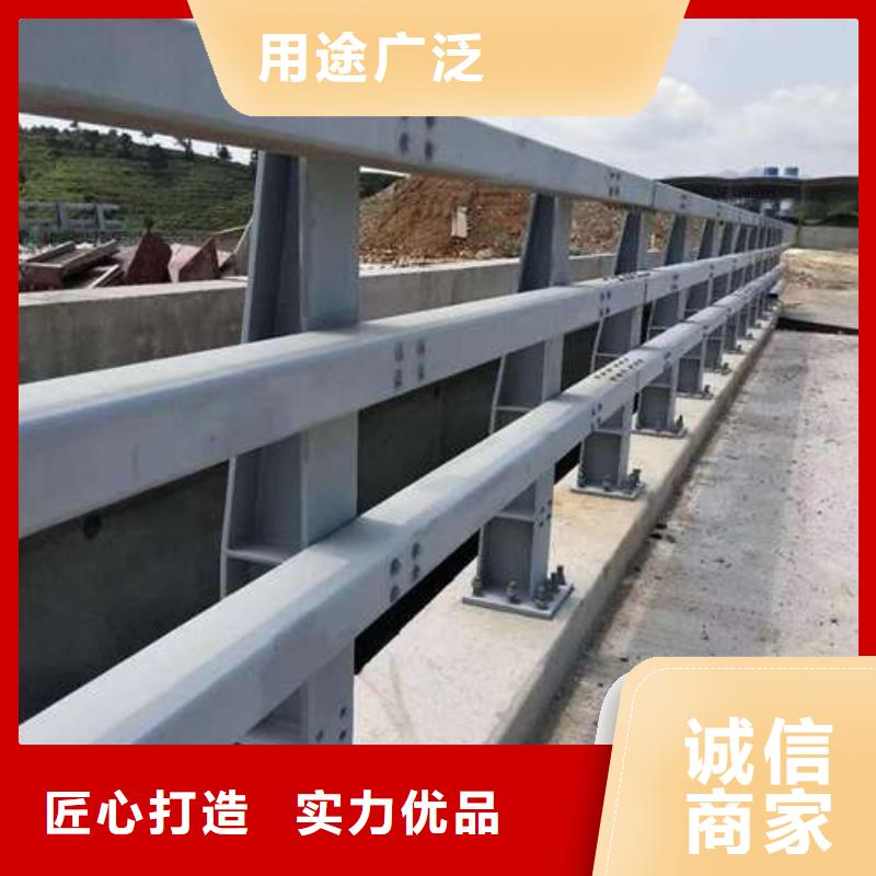304不銹鋼復(fù)合管欄桿外形美觀