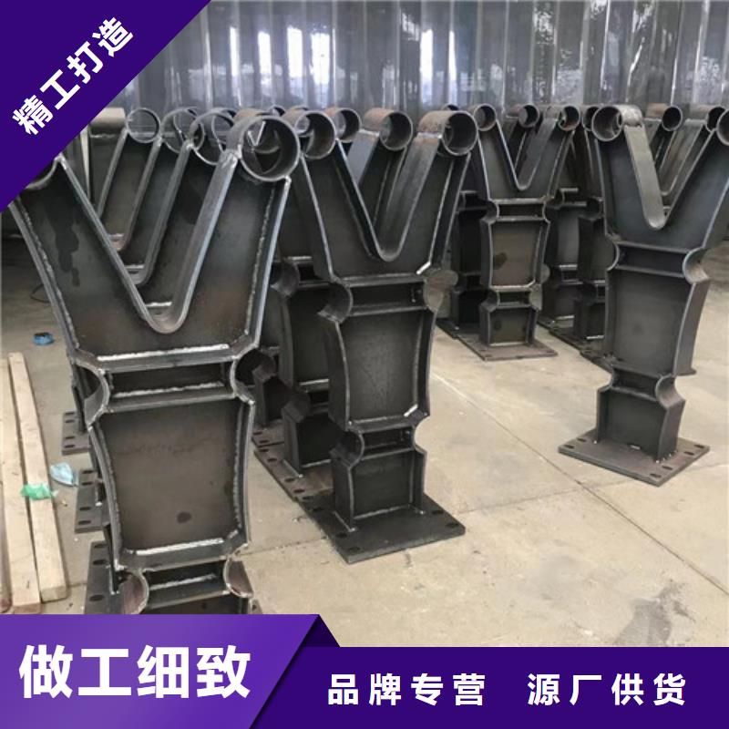 棧道欄桿滿足施工要求