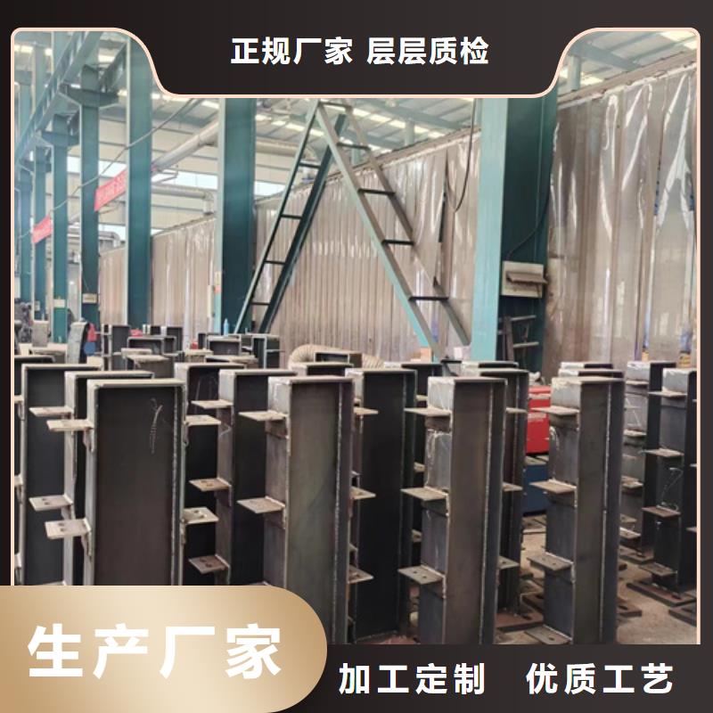 通河縣不銹鋼復(fù)合管防撞護(hù)欄