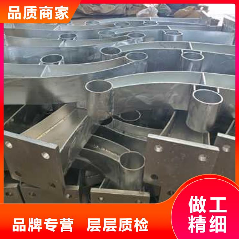 三橫梁防撞護(hù)欄工廠-廠家
