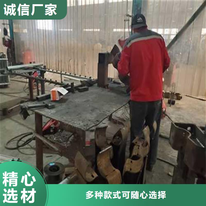 橋梁隔離護欄-用心做產(chǎn)品