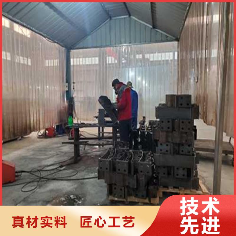 橋梁隔離護欄-用心做產(chǎn)品