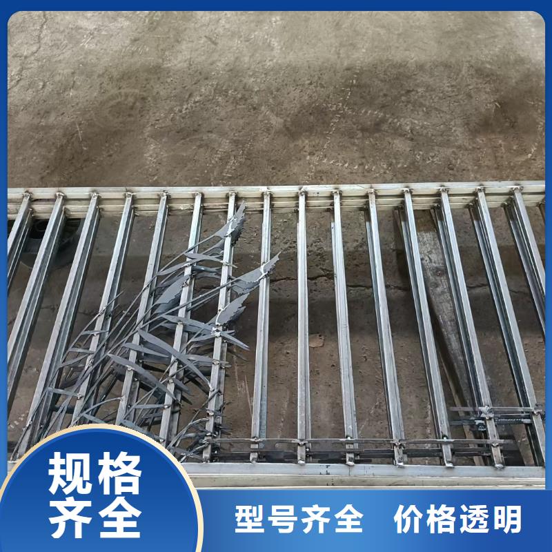 橋梁防撞護(hù)欄、橋梁防撞護(hù)欄廠家-庫存充足