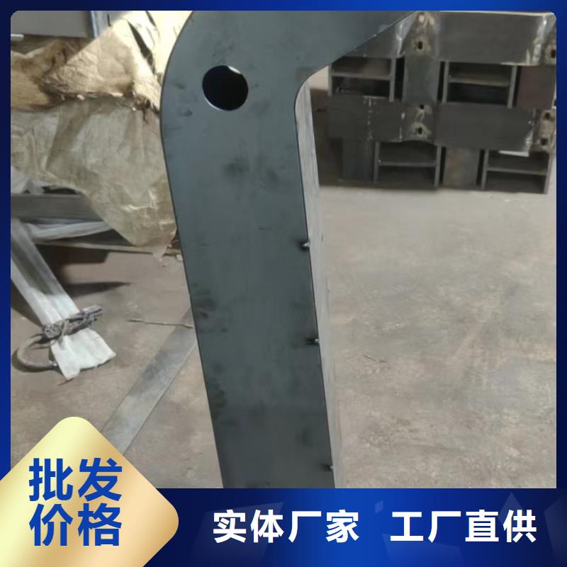 定制不銹鋼復合管護欄的生產(chǎn)廠家