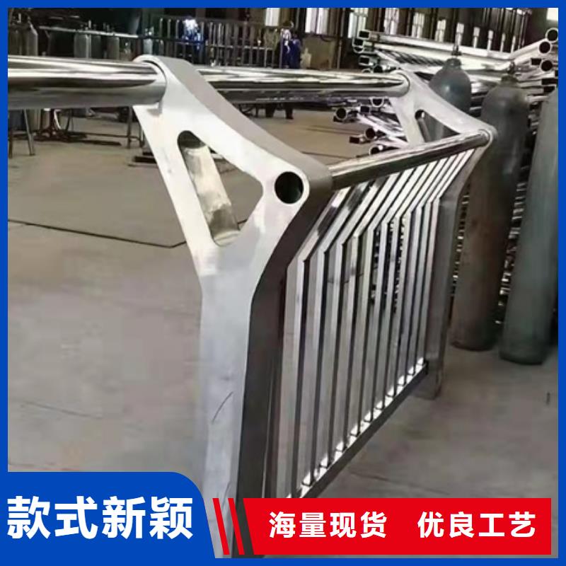 不銹鋼道路護(hù)欄生產(chǎn)設(shè)計定做安裝一體化