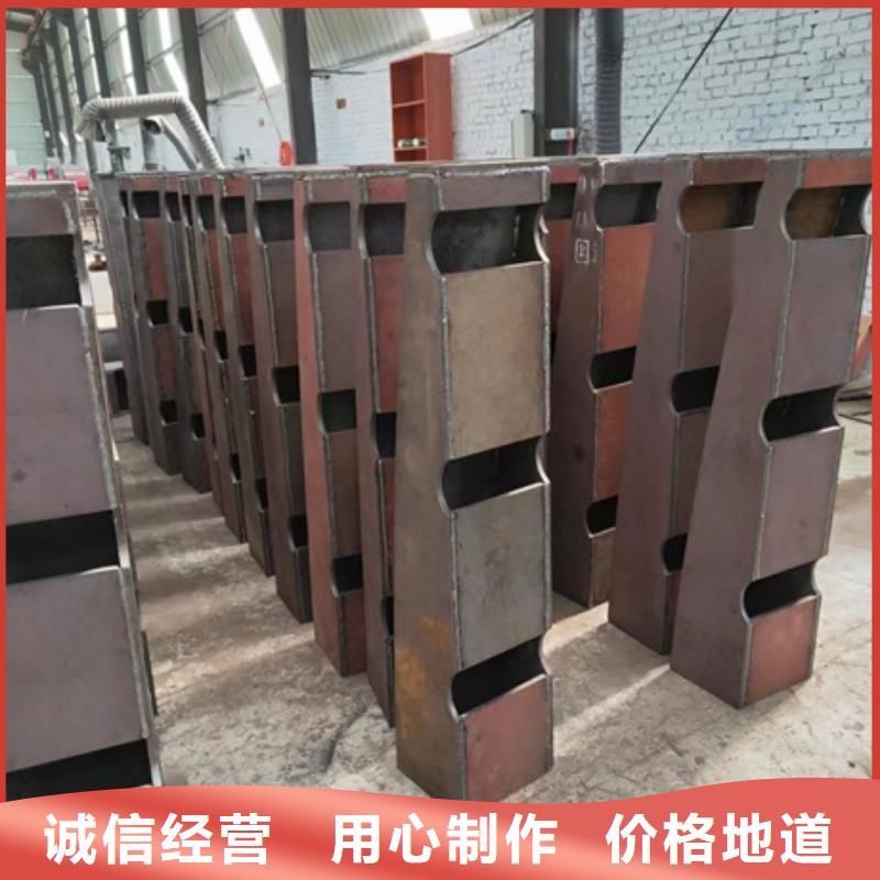 不銹鋼復(fù)合管護(hù)欄批發(fā)商
