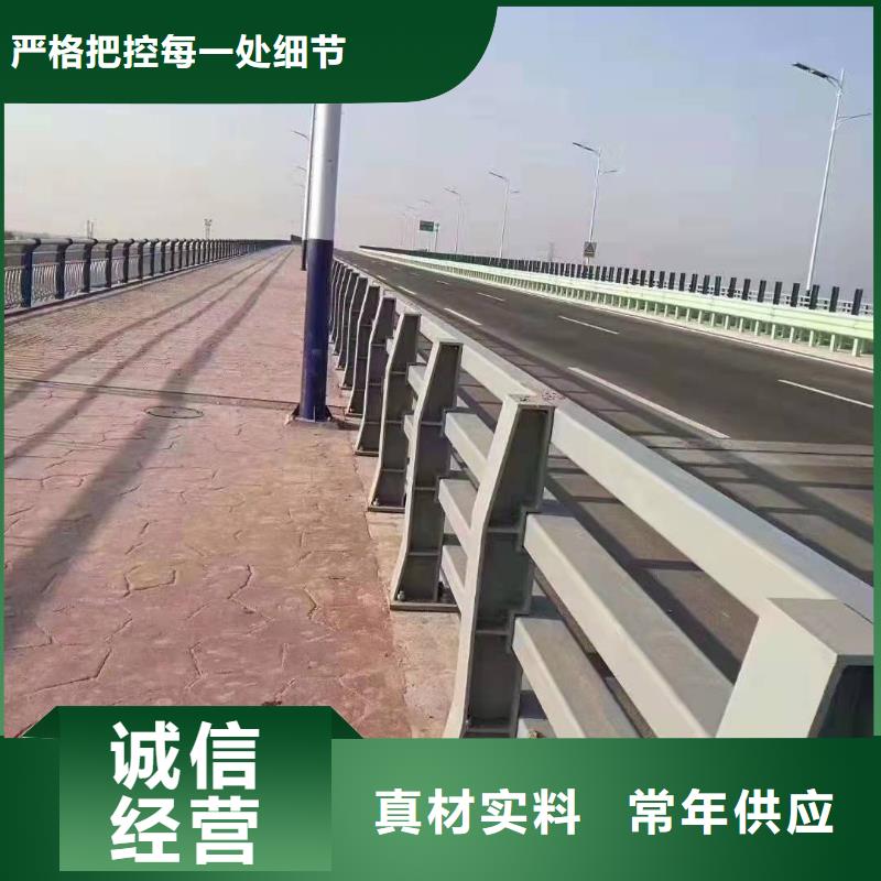 灤縣橋梁護欄模板臺車暢銷全國橋梁護欄