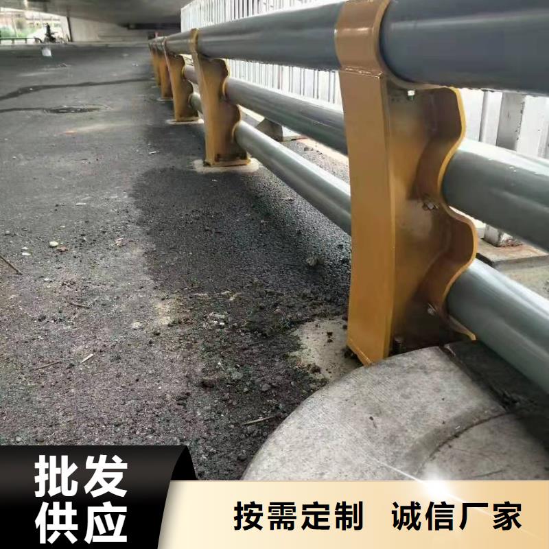 偃師市波形防撞護(hù)欄承諾守信防撞護(hù)欄
