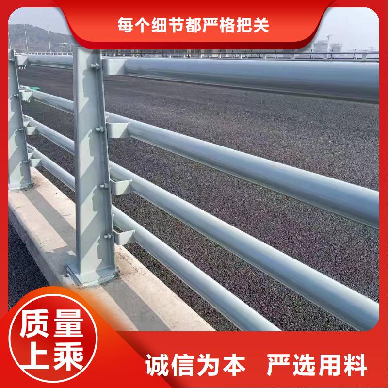 防撞護欄來廠考察防撞護欄