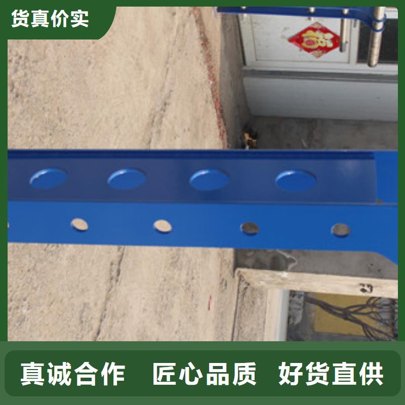 不銹鋼內(nèi)襯碳素復(fù)合管常年供應(yīng)