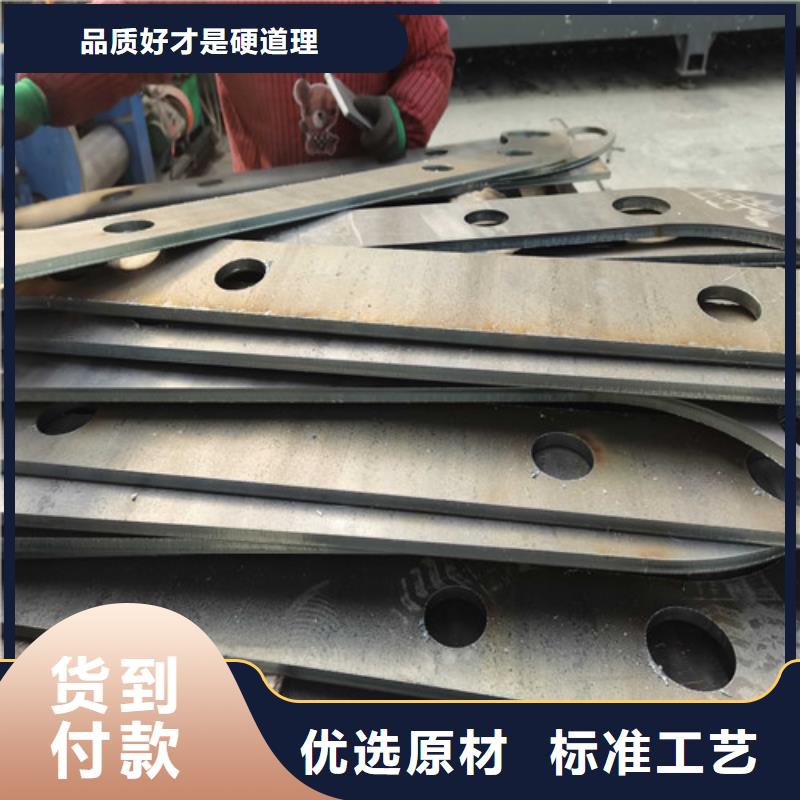  桥梁护栏精工细致打造