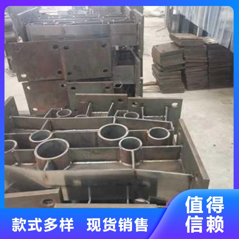 賣燈箱護欄的廠家
