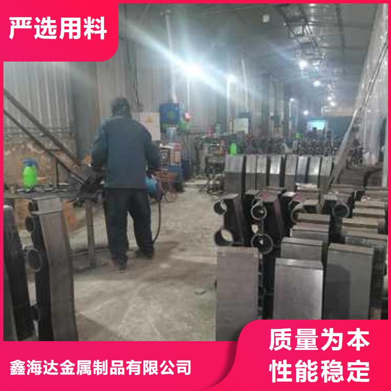 理縣公路用護欄種類多