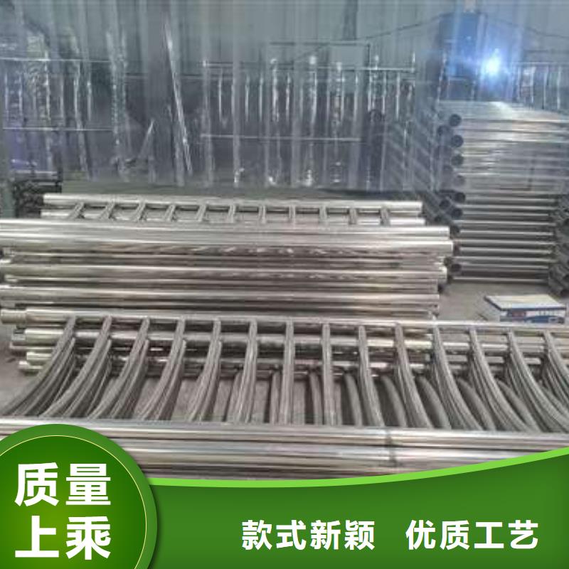 新化縣防護(hù)護(hù)欄制造廠家
